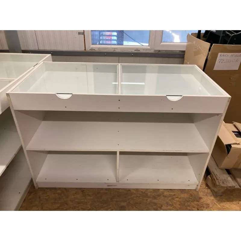 Exclusieve Aanbieding ELADO PULT H 140 CM M 90 CM SZ 67 CM - Akcios