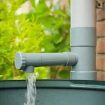 Uitverkoop esővízgyűjtő ereszcsatornához forgógombbal h17 5xo8 5 cm